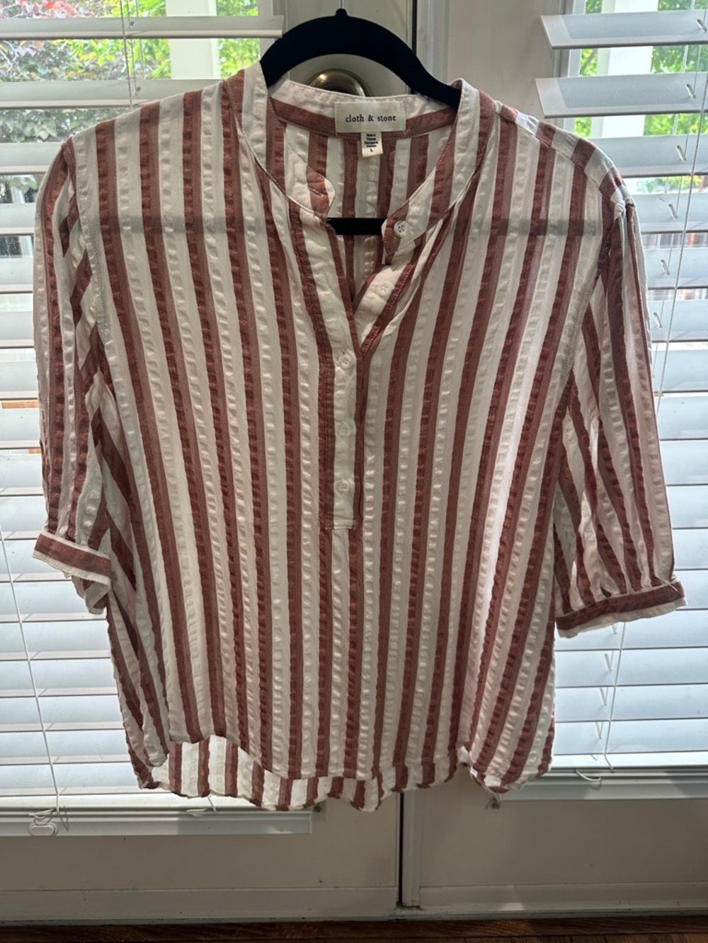 Cloth and stone blouse size L.